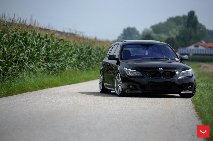  BMW 5-Series Touring on Vossen Wheels (CV7) 2016 года  (фото 20 из 25)